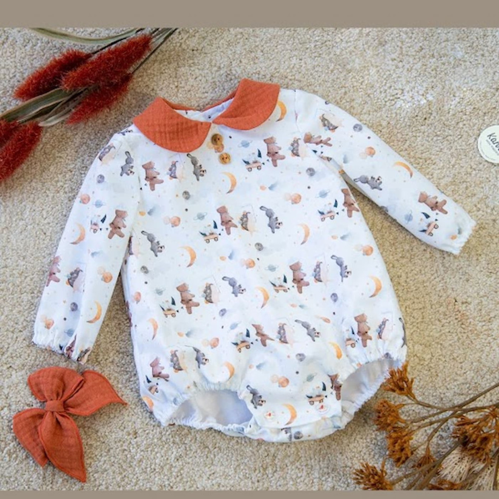 Pelele Teddy estampado con cuello en tono teja