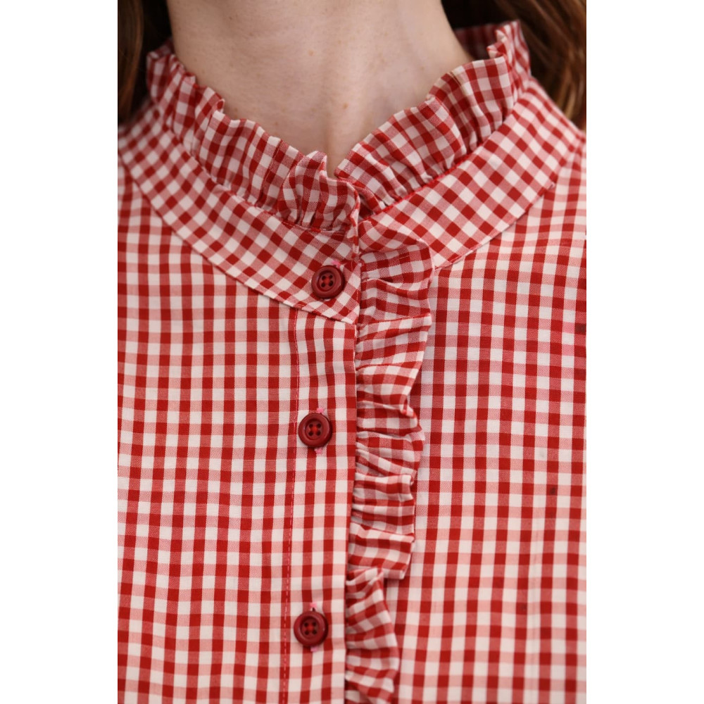 Blusa vichy roja de mujer con volante y cuello fruncido