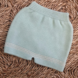 Conjunto bebé verde agua de punto con cuello clásico